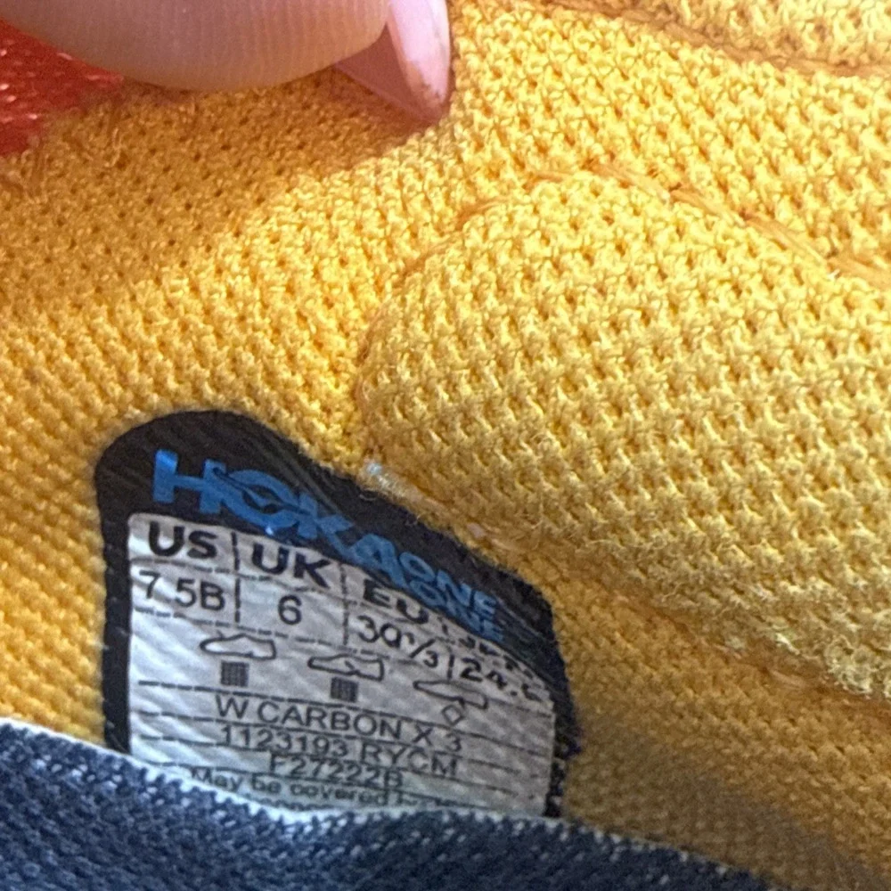 Hoka One One hoka one